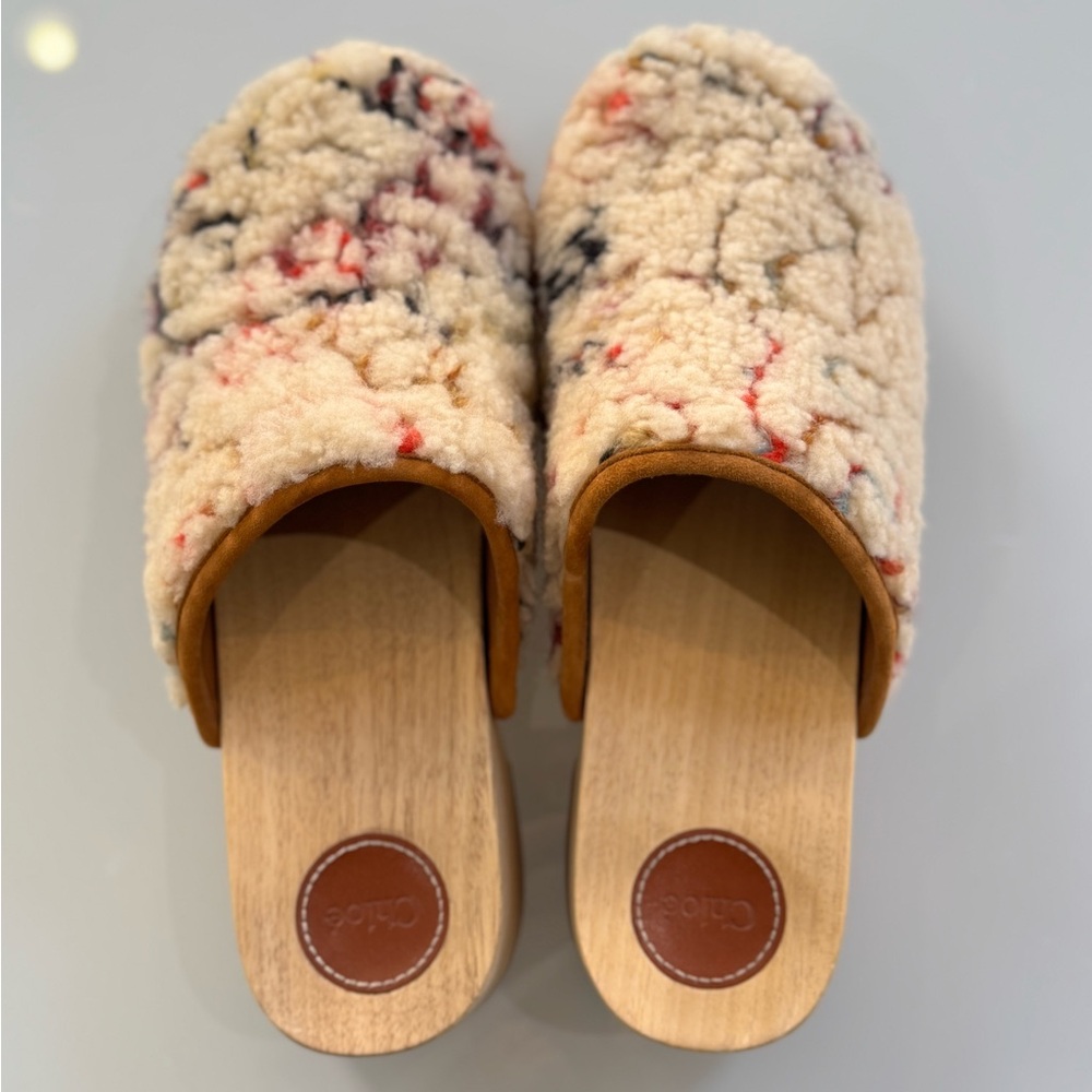 CHLOÉ Joy Platform Shearling Clogs – Size 40